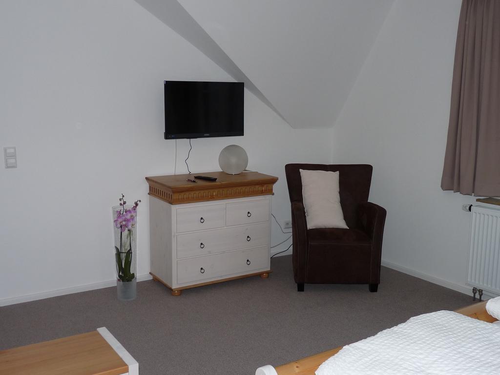 Gaestehaus "Unsere Stadtvilla" Hechingen Room photo